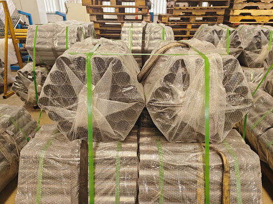 satın al Endüstriyel Uygulamalar için Arka Kaplama Kalınlığı 5-7µm, Genişlik 700-1250mm ve Bobin İç Çapı 508/610mm Olan Ön Boyalı Çelik Rulo online manufacture