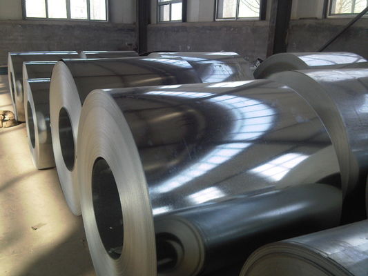 satın almak İnşaat ve Makineler için 508mm / 610mm ID Sıcak Daldırma Galvanizli Çelik Rulo 600–1500mm Genişlik online manufacture