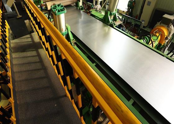 satın almak JIS G3321 DX51D AZ50 Çatı ve alet uygulamaları için düzenli spangle ile önceden boyanmış Galvalume Çelik Bobini online manufacture