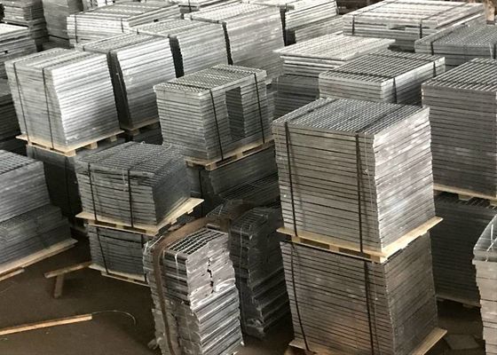 satın al ASTM 123 30X25 Merdivenler Metal Yapı Galvaniz Zemin Izgarası online manufacture
