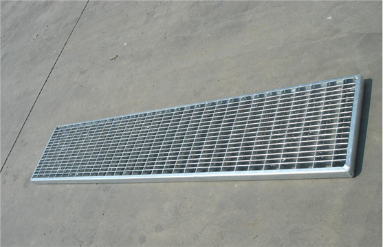 Gb T13912 Metal Güverte Izgarası Çelik Izgara Panelleri Sıcak Daldırma Galvanizli Çelik Izgara